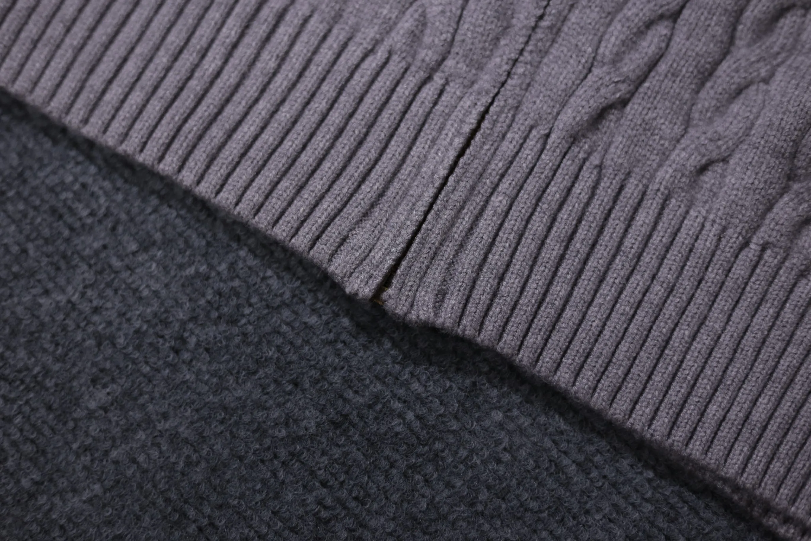 P300 Style No. D07) The top version on the market in 2025 Ralph Lauren #ootddailywear #Autumn and winter sweater #Knitted sweater outfit #ralph lauren sweater #Can be worn by both men and women [Star R] Finally waited until the Ralph men’s twist sweater half-zip bra top was put on and it’s finally here! The hottest half-zip sweater! Limited editions every year, there won’t be many models in the store! Ralph Lauren Men's Half-Zip Twist Sweater [Fire R] The shape is really nice. It can be worn alone or as a jacket. It can be worn inside or outside, or it can be worn inside with a shirt ~ 100% pure cotton #Practical Wear Colors: off-white, navy blue, khaki, gray, size S to XL